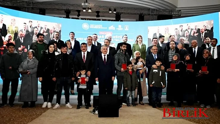 Akçadağ Eğin Mahallesindeki Afet Köy Evleri Sahiplerine Veriliyor