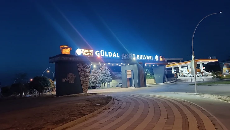 Anahtar Parti'den Büyükşehir'e Sert Eleştiri: 'Hizmet Nerede