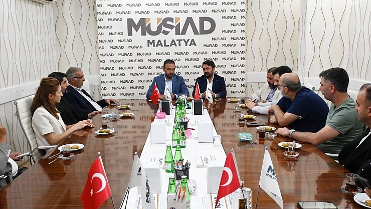 Anahtar Parti'den MÜSİAD Başkanı Yunus Akçin'e Teşekkür Ziyareti
