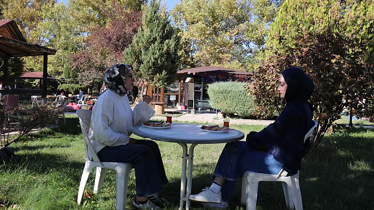 Anne Şefkatiyle Açıldı, Öğrencilerin Sığınağı Oldu