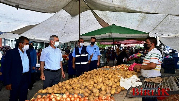 Başkan Çınar, Karakavak Mahalle Pazarını Ziyaret Etti