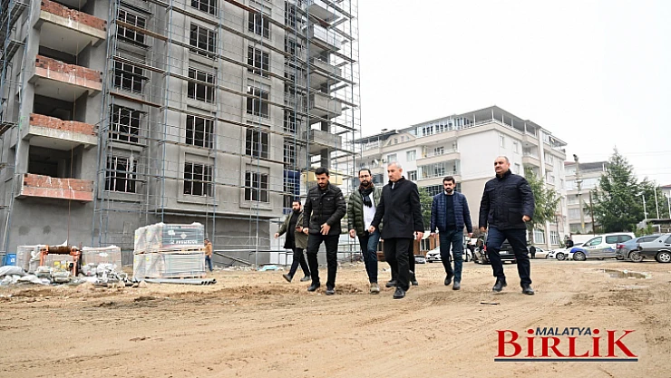 Başkan Çınar, Turgut Özal Mahallesi Kentsel Dönüşüm Binalarını İnceledi