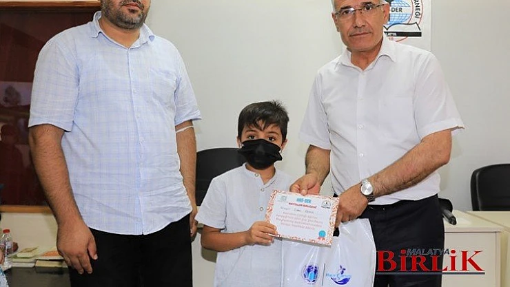 Başkan Güder, Kur'an Kursu Öğrencileri İle Birlikte Derse Katıldı