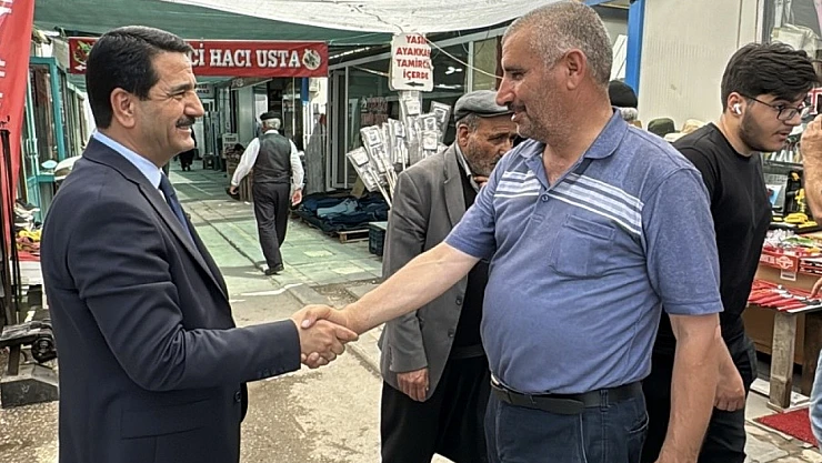 Başkan Taşkın, Akpınar'da Esnaflarla Buluştu: 'Sadece Dinlemeye Değil, Çözmeye Geldik'