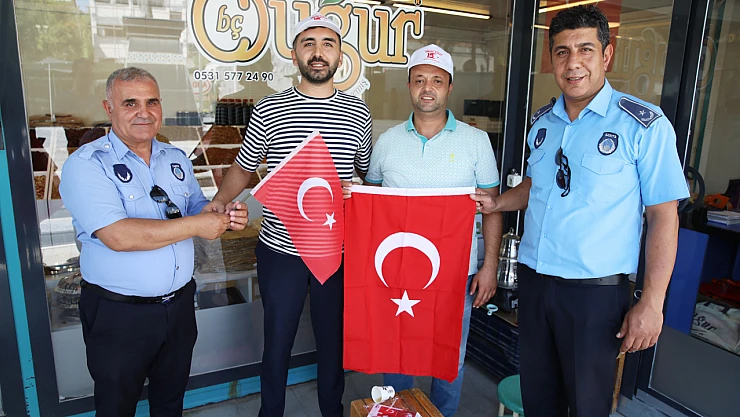 Battalgazi Belediyesi'nden Bayrak Seferberliği