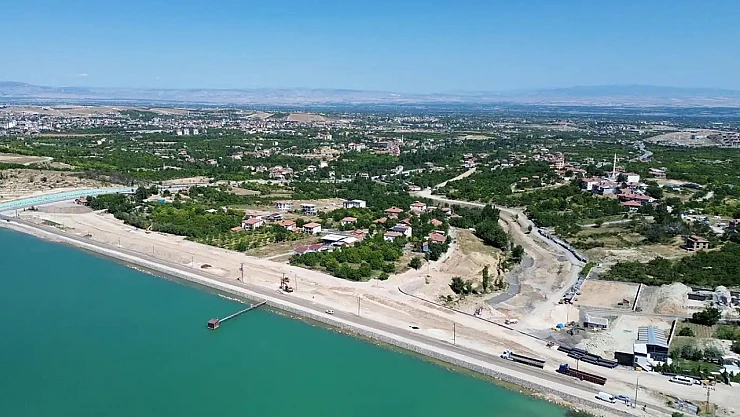 Battalgazi Belediyesi'nden Yeşil Alan Atağı