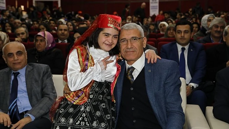Battalgazi Belediyesi'nden 'Elimi Tutsan Engelimi Unutsam' Etkinliği