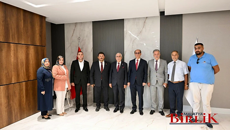 Büyük Birlik Parti Heyetinden Başkan İlhan Gecit'e Hayırlı Olsun Ziyareti