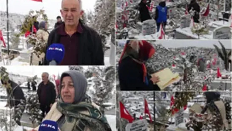 Depremin Yıl Dönümünde Mezarlığa Akın Eden Vatandaşların Acıları Hala Tap Taze