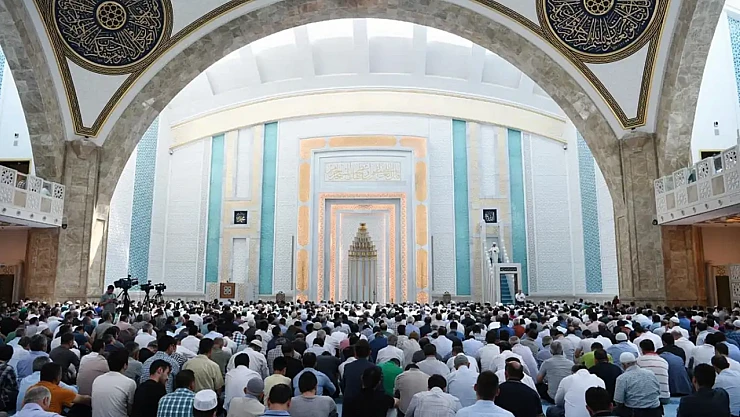 Diyanet: Aile İçinde Sevgi, Saygı ve Merhamet Önemli