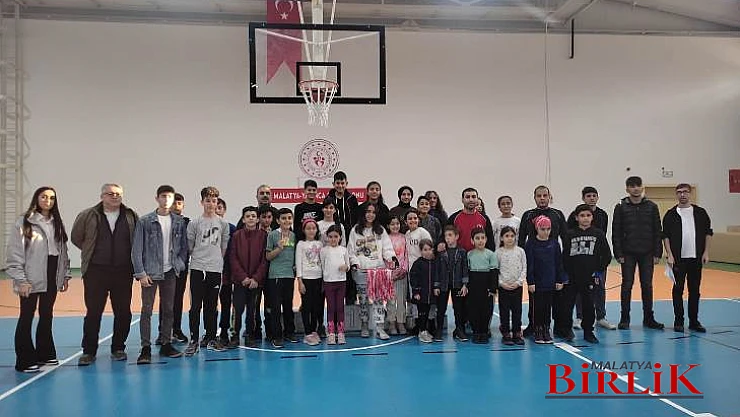Dostluk Kupası Şampiyonası Minikler Ve Yıldızlar Yarışması Yapıldı
