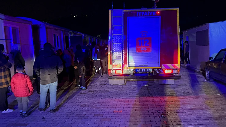 Elektrik Kontağı Yangına Neden Oldu