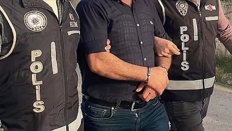 FETÖ'nün Sınav Usulsüzlüğü Soruşturmasında 5 Gözaltı Kararı