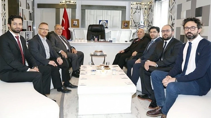 Rektör Gönüllü ve Akademisyenlerden, Başkan Kutlu'ya Ziyaret