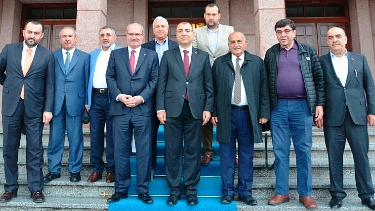 ATO Başkanı Gürsel Baran, Vali Toprak'ı Makamında Ziyaret Etti