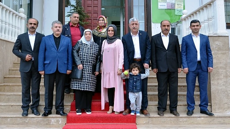 Polat, 'Eğitime Hizmet Edenler Milletin Gönlünde Özel Bir Yere Sahip Olur'