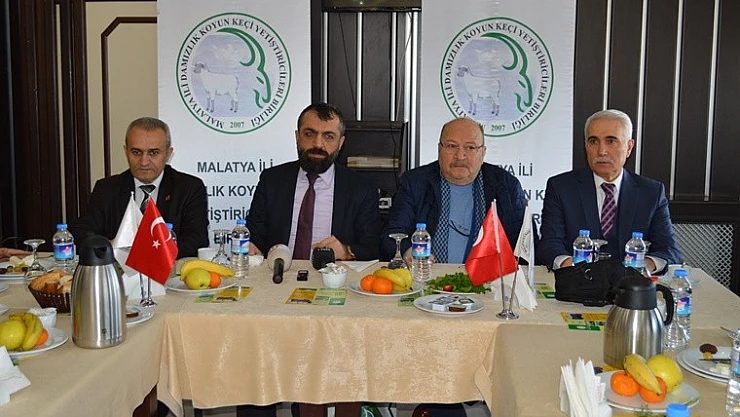 Başkan Akın Gazetecilerle Kahvaltıda Bir Araya Geldi