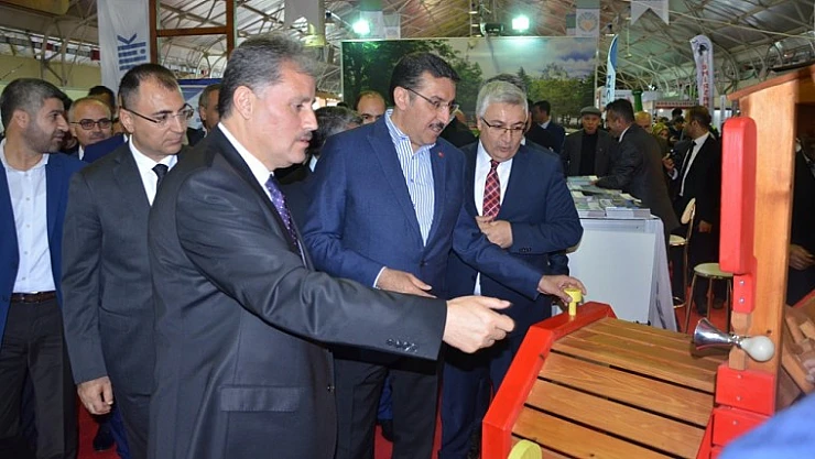 Tarım Fuarında Yine Esenlik Rüzgar'ı Esti