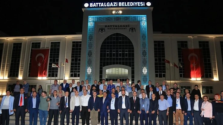 Gürkan,MASTÖB'ünDavetlisi 58 STK Temsilcisi Ve MASTÖB Yönetimi İle Bir Araya Geldi