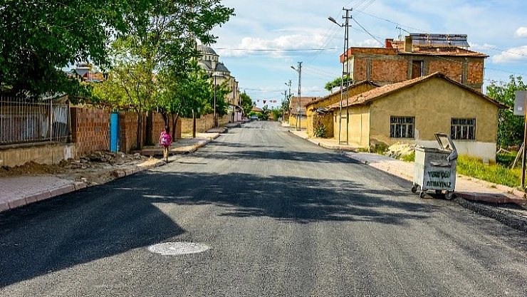 Topsöğüt Caddesi Asfaltlandı