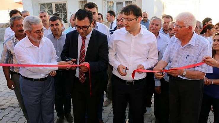 Hekimhan Belediyesi Semt Kütüphanesini Hizmete Açtı