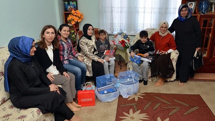 Keşke, Projesiyle İkiz Kardeşlere Sürpriz Hediye