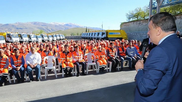 Başkan Gürkan'ın 1 Mayıs Emek Ve Dayanışma Günü Mesajı