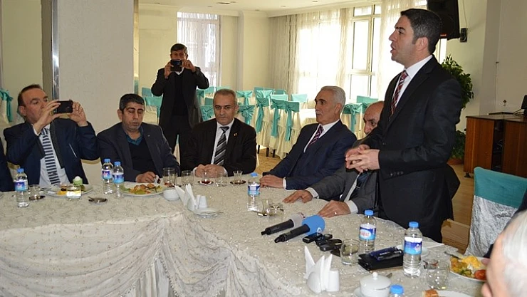 CHP, Çalışan Gazetecileri Unutmadı