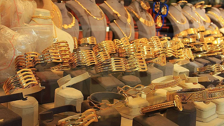 Gram Altın 5.300 TL'yi Aştı, Ons 4 Bin Dolar Sınırında