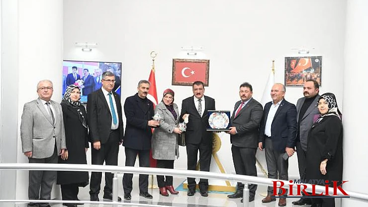 Gürkan, Siyasi Partiler Demokrasinin Vazgeçilmez Unsurlarıdır