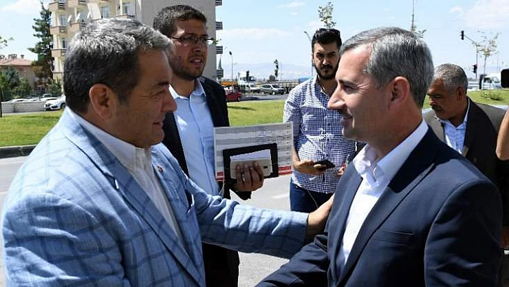 Başkan Çınar, MHP Milletvekili Mehmet Celal Fendoğlu'nu Ağırladı