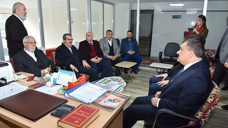Başkan Gürkan, Niyaz-İ Mısri Kültür Vakfı Yönetimi İle İstişarede Bulundu