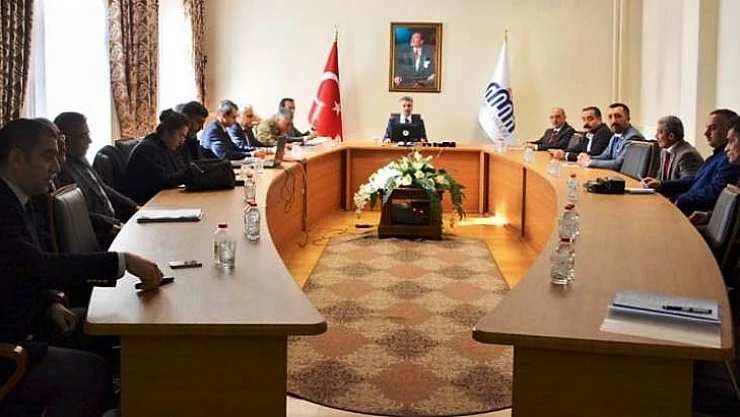 Vali Baruş İle Siyasi Parti Temsilcileri Biraraya Geldi