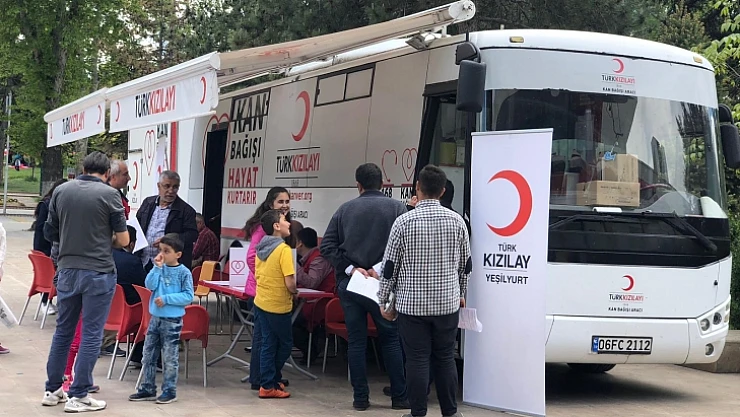 Yeşilyurt Kızılay Şubesi Ramazan Ayı Öncesi Kan Bağışı
