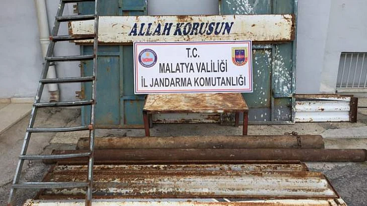 Hurdacıya Satılan Eşyalar, Hırsızları Yakalattı