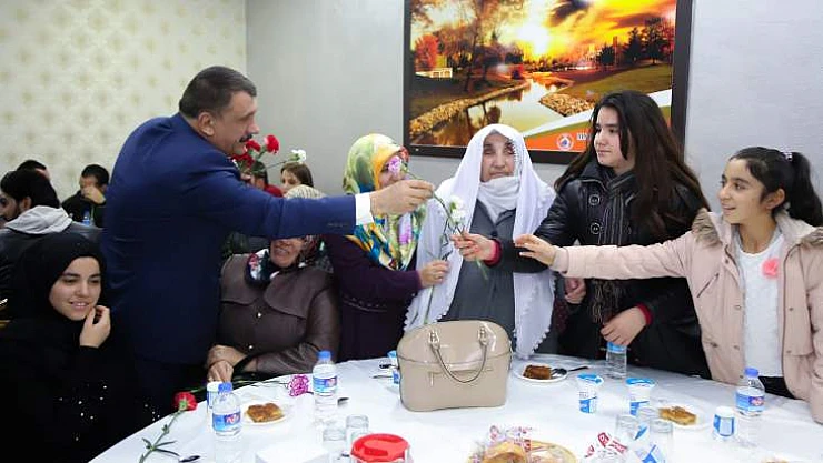 'Tüm Engelleri Sevgiyle Aşıyoruz' Adlı Etkinlik Yoğun İlgi Gördü