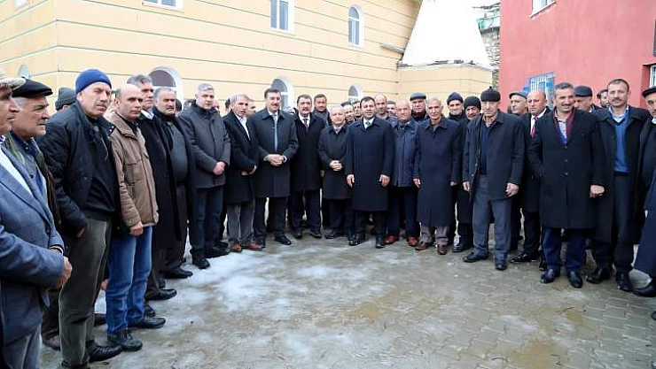 Milletvekili Tüfenkci Ve Başkan Gürkan, Pütürge'de Vatandaşlarla Biraraya Geldi