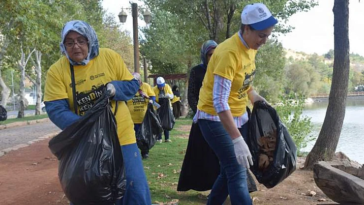 İnsanlar Kendine ve Çevrelerine Saygı Duymalı
