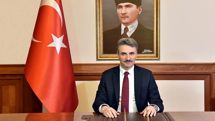 Vali Baruş'un 30 Ağustos Zafer Bayramı Kutlama Mesajı