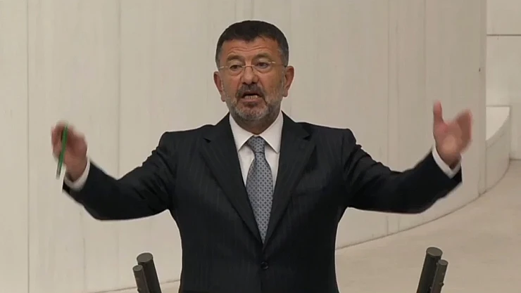 Kayısıya darbe vuruluyor, Özbekistan ve İran'dan kaçak kayısı geliyor