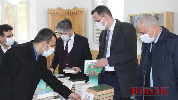 Kitap K'oku'su  Her Yerde