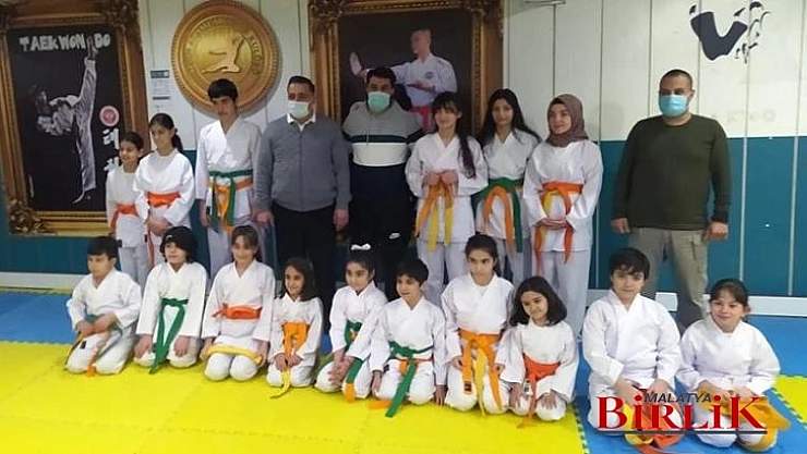Malatya Altın Adamlar Spor Salonun Da Kuşak Sınavı Yapıldı