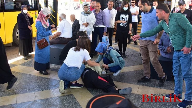 Malatya Büyükşehir Belediyesi'nden Dikkat Çeken Tiyatro Gösterimi