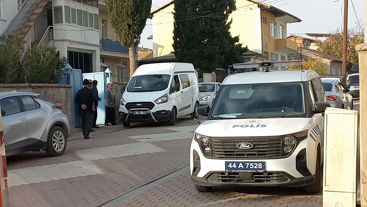 Malatya'da 43 Yaşındaki Sedat K. Evinde Ölü Bulundu