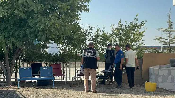 Malatya'da Alacak Verecek Kavgasında Kan Aktı: 1 Yaralı