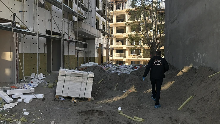 Malatya'da bir işçi inşaattan düşerek yaralandı