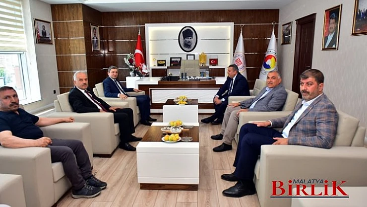 Malatya'da Kuru Kayısı Toplantısı Düzenlendi