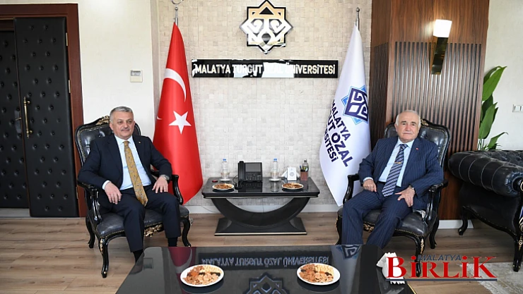 Malatya Turgut Özal Üniversitesinde 'Turgut Özallı Yıllar' Konferansı Düzenlendi