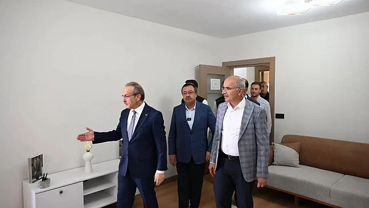 Malatya Valisi Yavuz Deprem Konutlarını Yerinde İnceledi