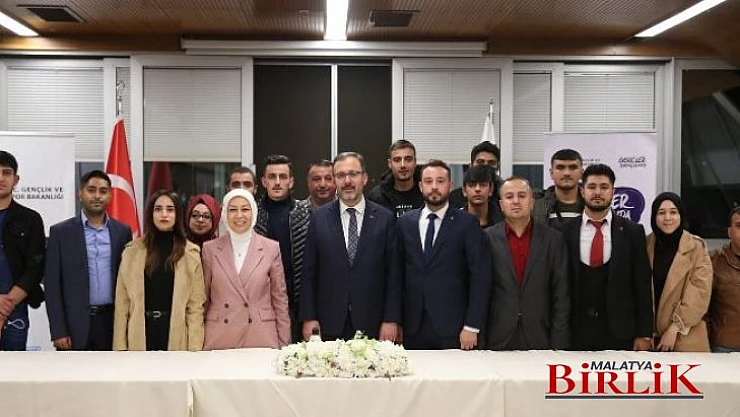 Milletvekili Çalık'tan Gençlik Ve Spor Bakanı Kasapoğlu'na Ziyaret